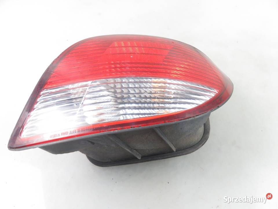 LAMPA PRAWA TYLNA HYUNDAI COUPE I