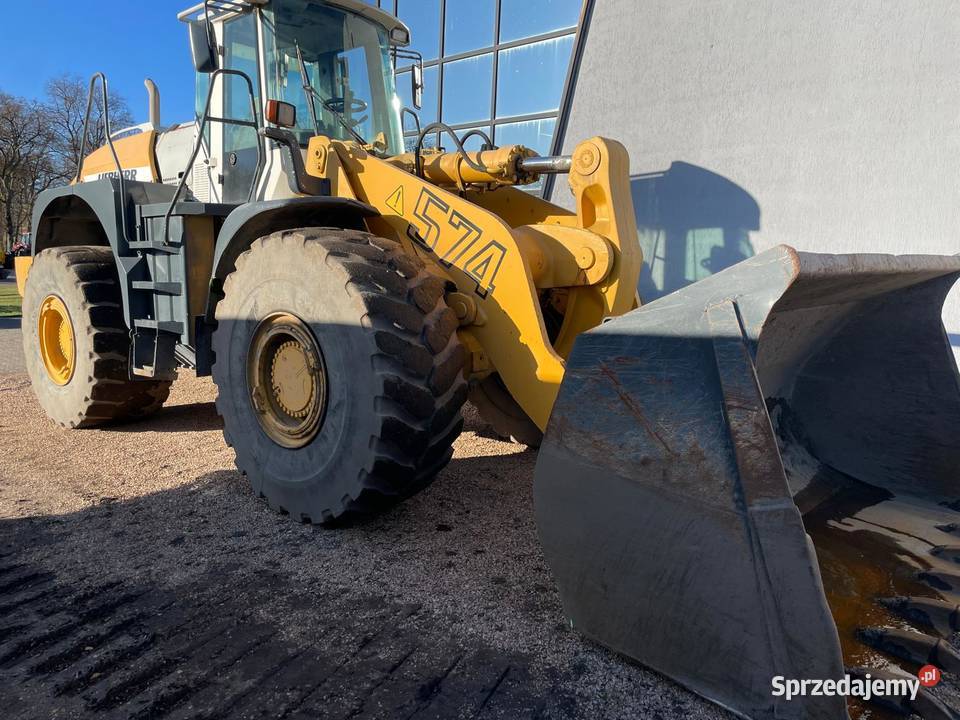 Liebherr L 574 2002 r Ładowarka czołowa z Wagą nie wielkopolskie Złotów sprzedam