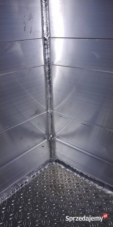 Spawanie kątowników przypodłogowych aluminiowych Dębica