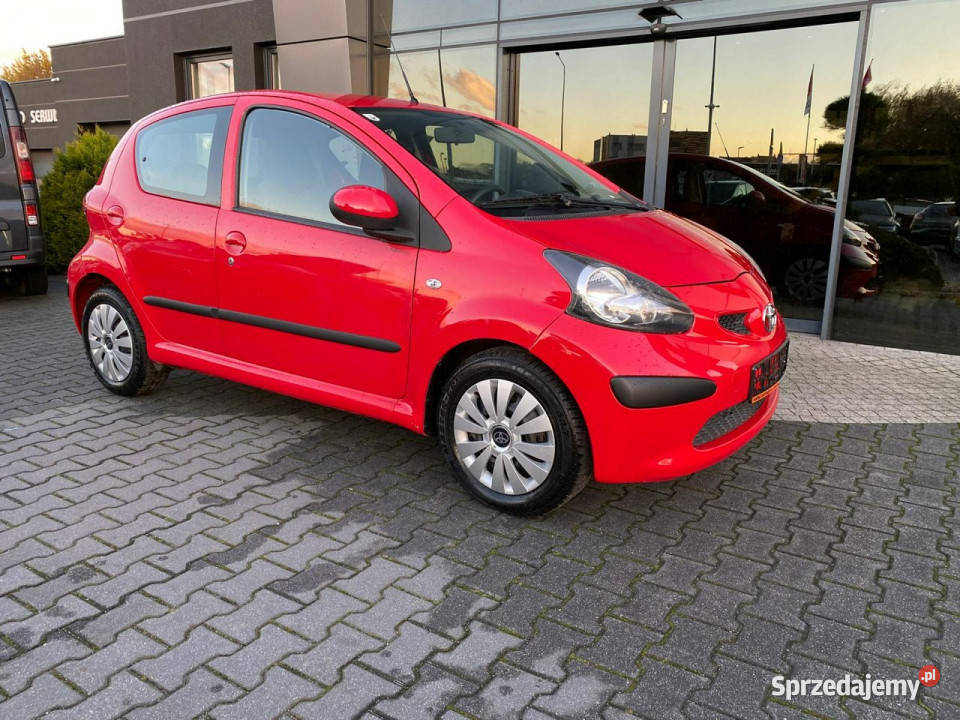 Toyota Aygo KLIMATYZACJA centralny zamek niski Żory