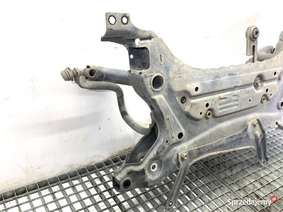 BELKA POD SILNIK MITSUBISHI OUTLANDER III 20 150 osobowe