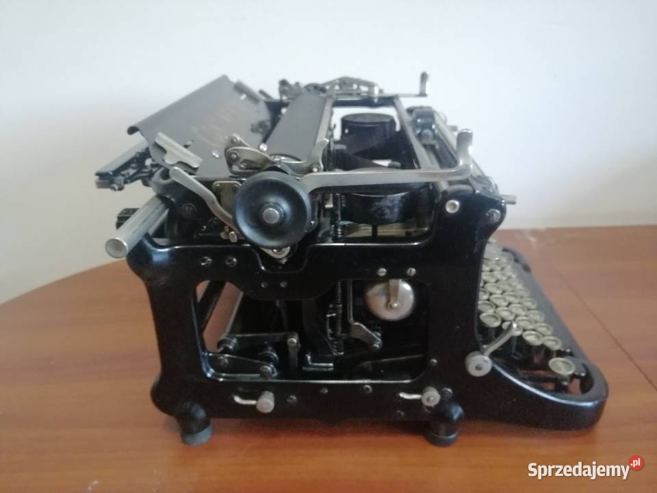 Stara maszyna do pisania CONTINENTAL lata 20 Borów