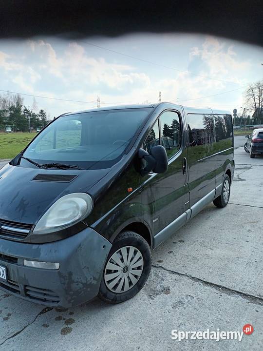 Sprzedam Opla Vivaro 19 z 2006 roku 6 osób