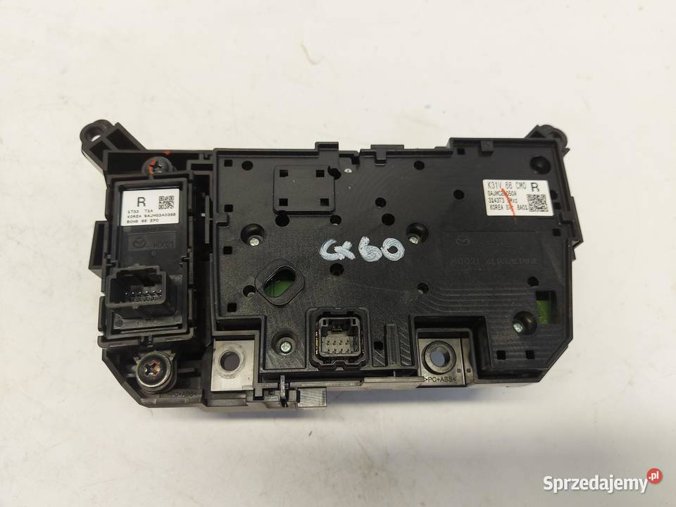 Mazda CX60 2023 panel sterowania radia nawigacji