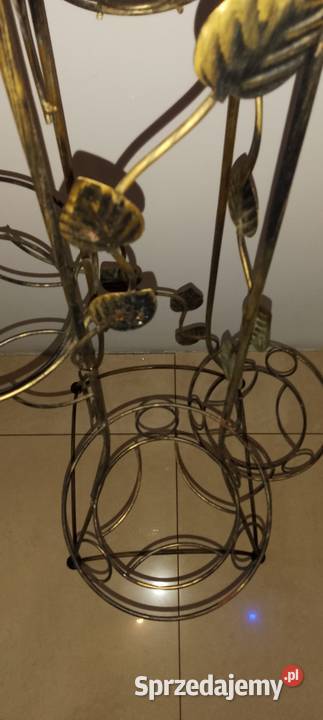 Metalowy stojak na kwiatki Augustów