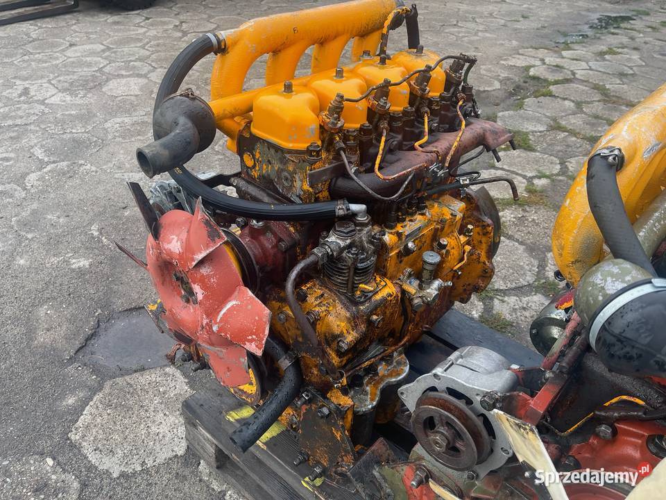 Silnik 4 cylindrowy Ursus Zetor 721162116911 Gniezno