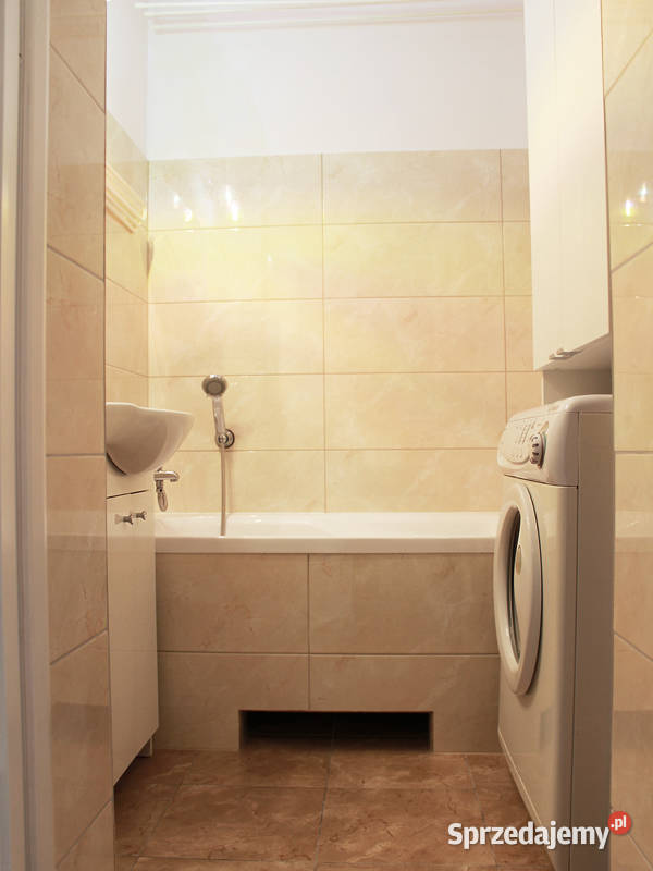 Duża kawalerka 38m2 1 piętro balkon