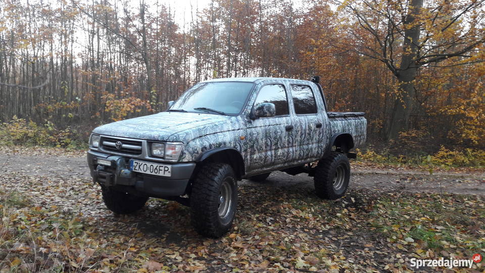 Toyota hilux 4x4 24 td 2001r Biskupiec-Kolonia Druga