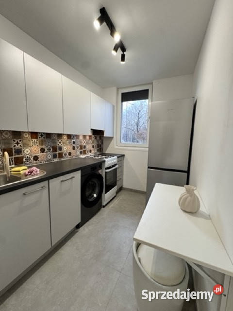 2 oddzielne pokoje z oddzielną kuchnia zaraz 44m2 Wynajem Warszawa