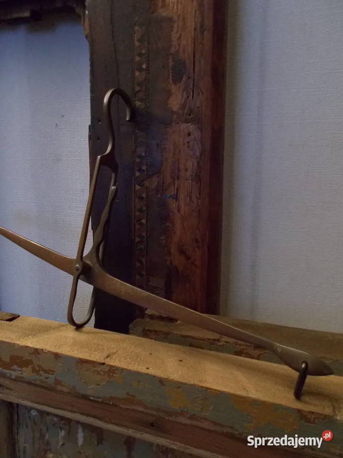 Stary Miedziowany WieszakEfektowna Grubość i Szczecin