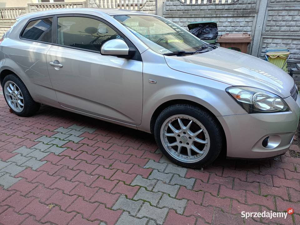 KIA PROCEED 20 140 uszkodzony Warszawa