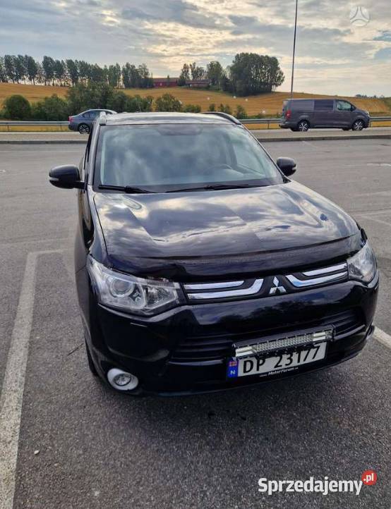 MITSUBISHI OUTLANDER Rok produkcji 2013 Siedliska