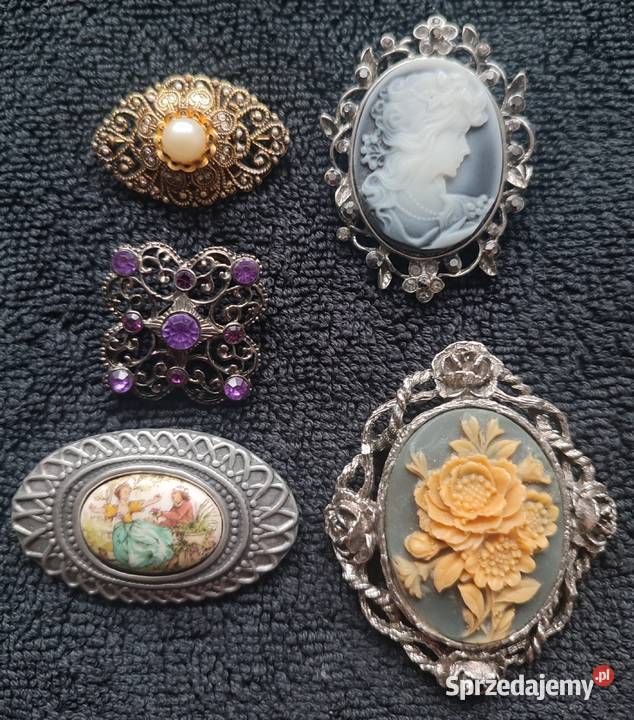 Brosze damskie ozdobne stare