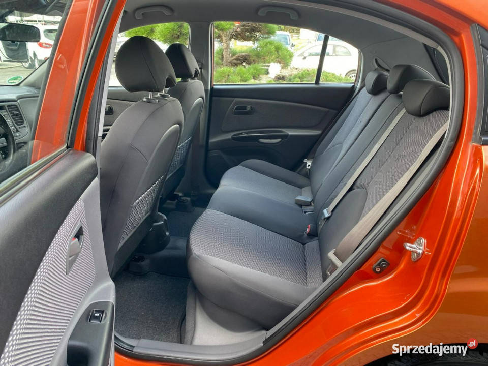 Kia Rio klimatyzacja multifunkcja el szyby wielofunkcyjna kierownica Żory sprzedam