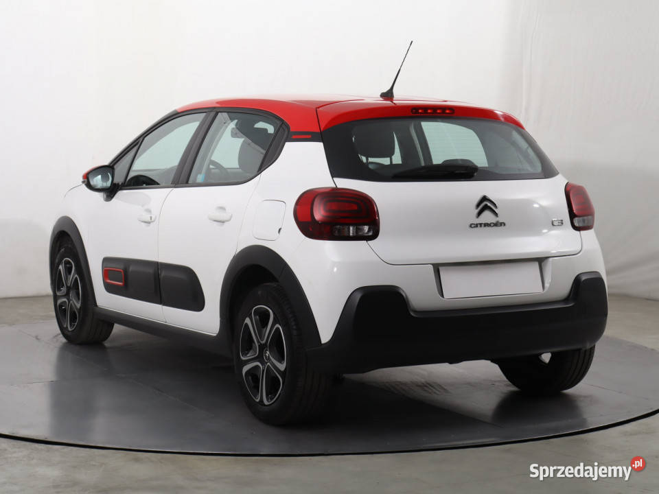 Citroen C3 12 PureTech manualna Katowice