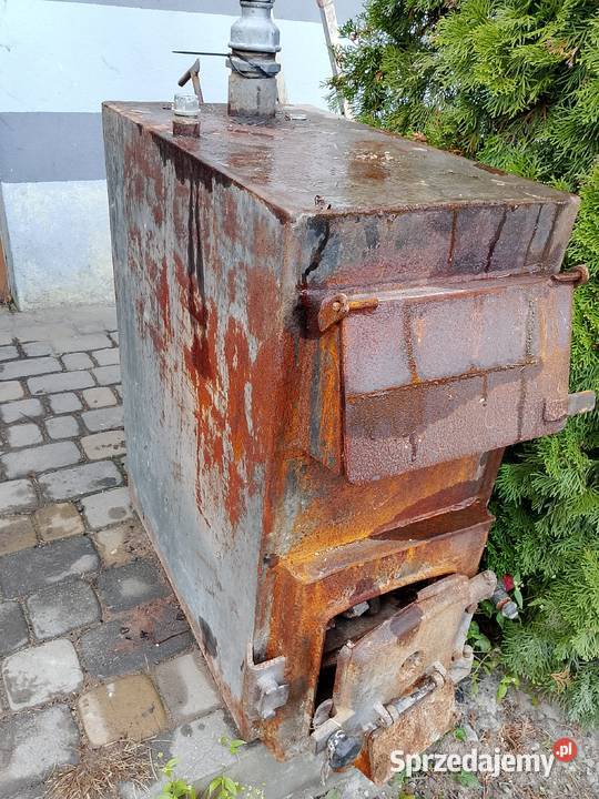 Sprzedam uszkodzony piec CO Chełm