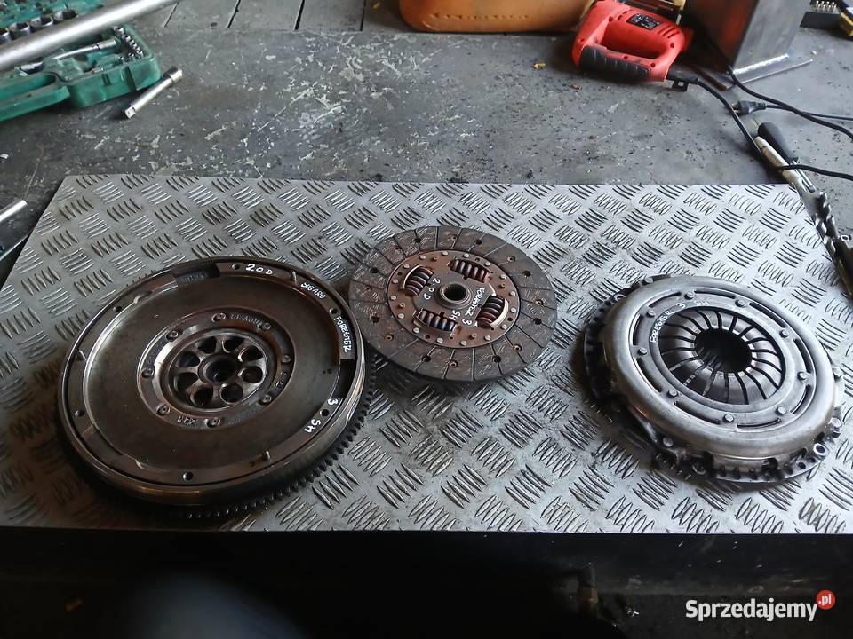 Sprzęgło dwumasowe tarcza docisk Subaru Forester sprzedam
