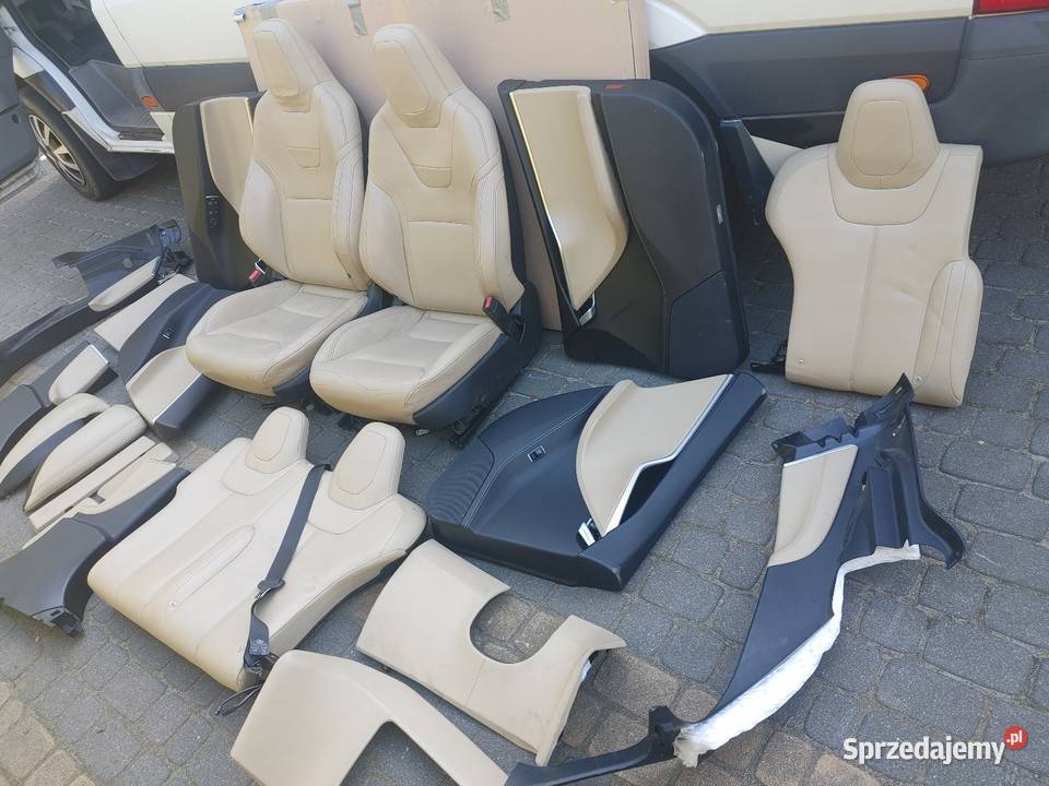 Tesla S kremowa tapicerka całość osobno osobowe Gdynia sprzedam