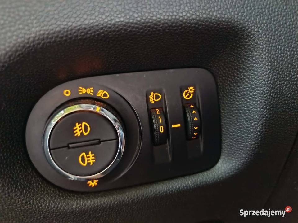 Opel Corsa 13 CDTI 111 2010 klima tempomat el Motoryzacja Warszawa