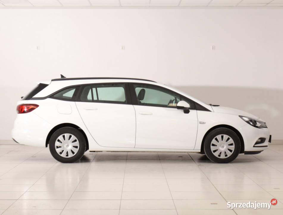 Opel Astra 16 CDTI 133748km Astra Piaseczno