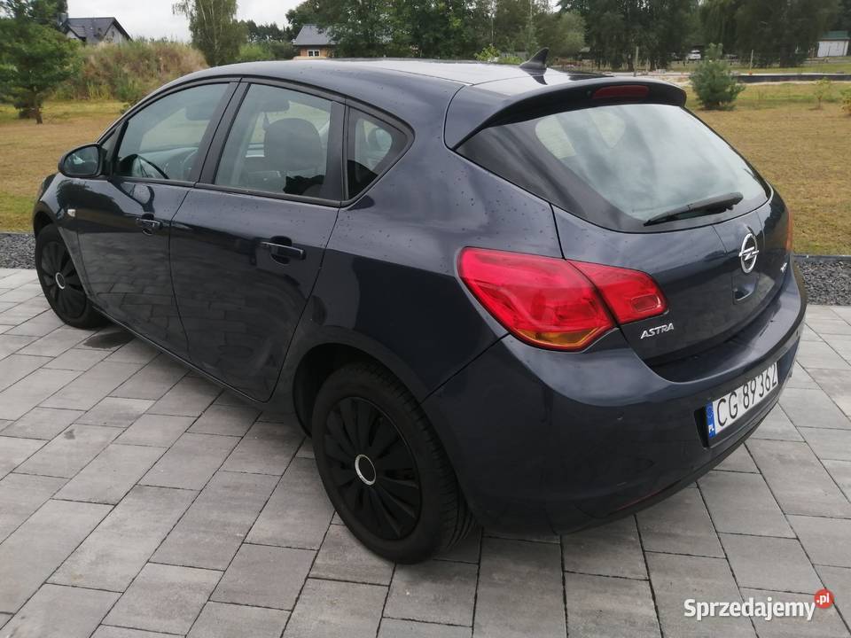 opel astra j 4
