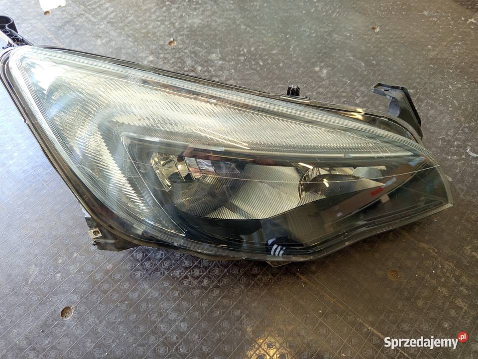 Reflektor prawy astra j lift orginalna hella osobowe Rzeszów