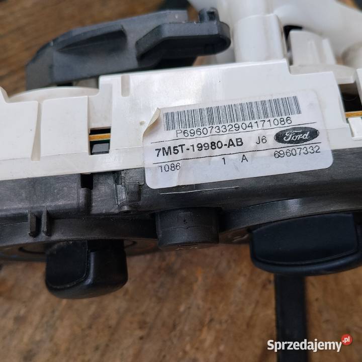 Panel klimatyzacji Ford Focus Mk2 FL