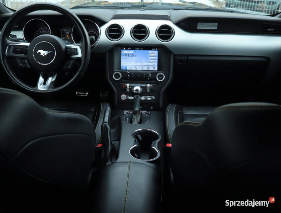 Ford Mustang GT V8 50