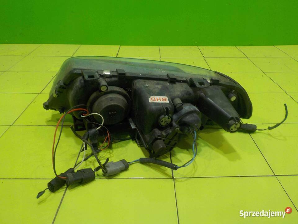 BMW 3 E46 9903 lampa prawa przod mazowieckie Suków