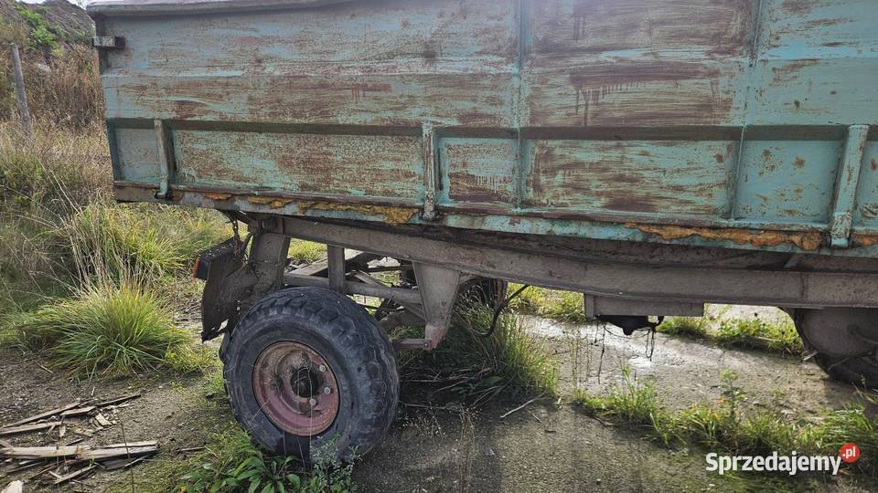 Przyczepy d47 2 sztuki nieuszkodzony Bartoszyce