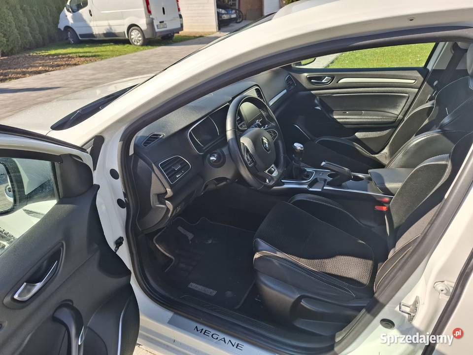 Megane 4 Biała perła Salon Polska Błażowa