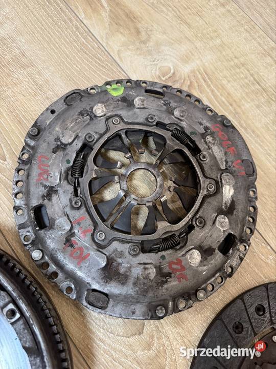 Kompletne sprzęgło dwumasa Luk Golf VI 16tdi osobowe Łódź