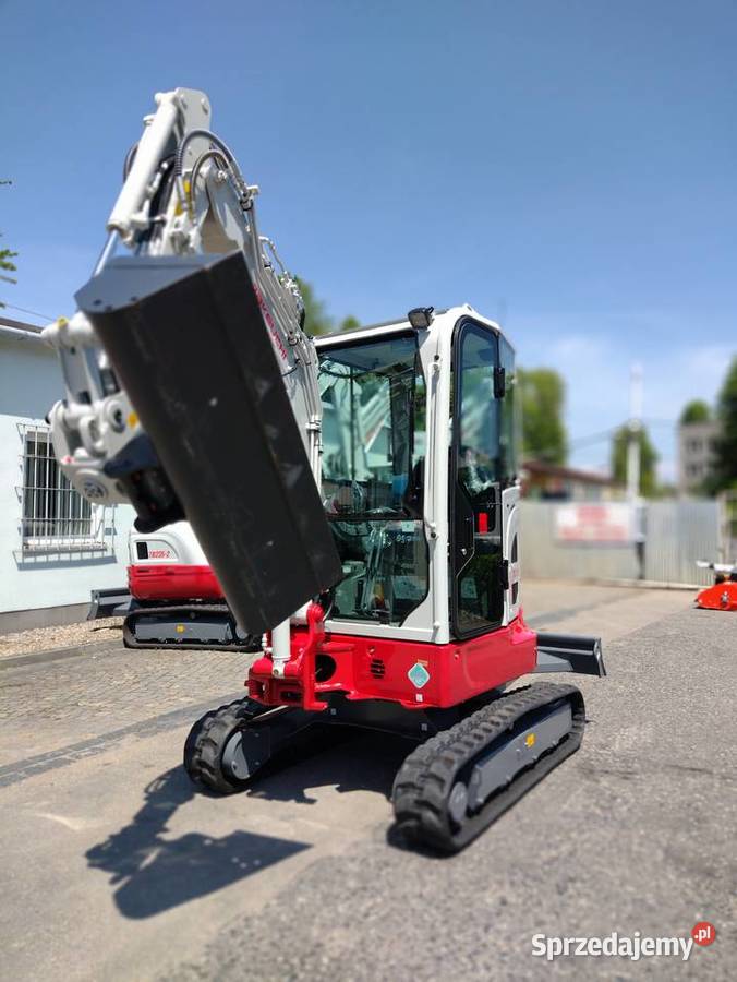 Minikoparka Takeuchi TB325R wersja V3 25 tony Katowice