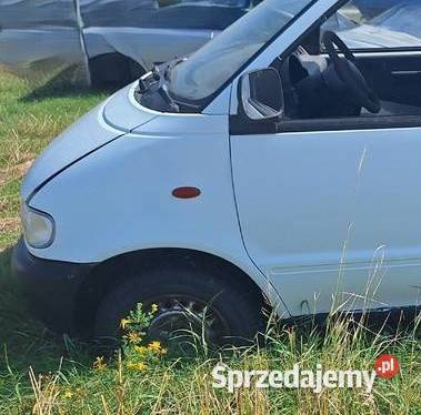 Błotnik Lewy Przód Nissan Serena lubelskie Wisznice