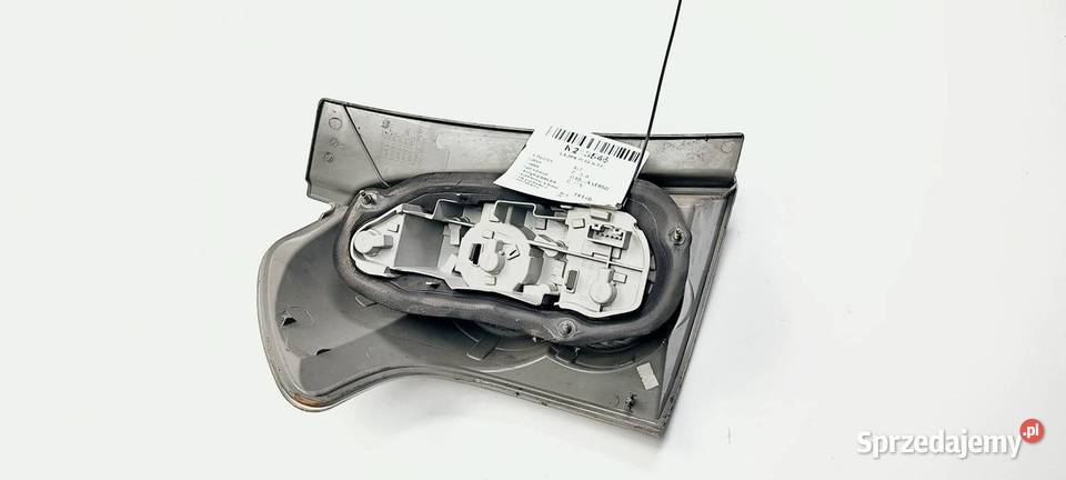 LAMPA PRAWA TYŁ TOYOTA COROLLA VERSO kujawsko-pomorskie