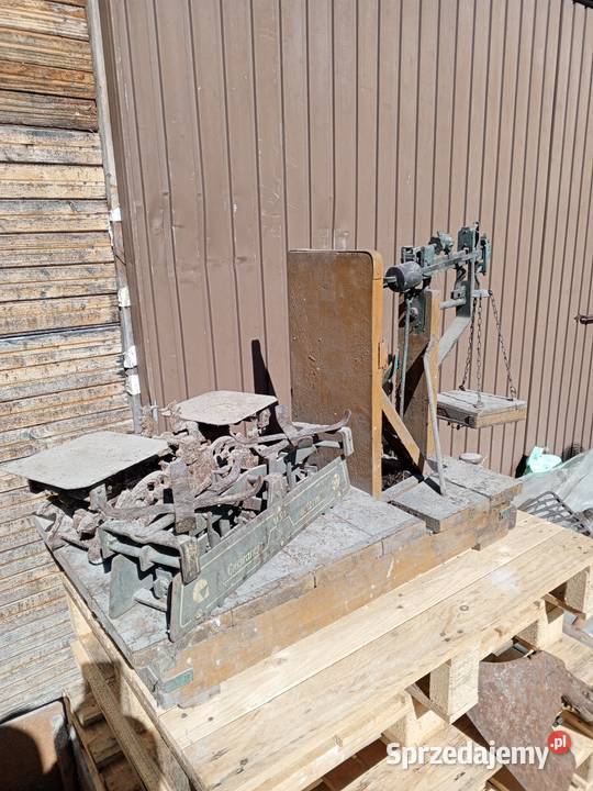 Waga szalkowa z czasów PRLu Łopuszno