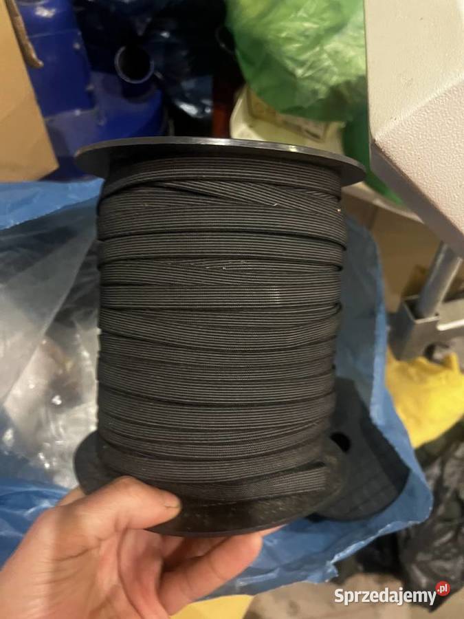 Materiały nici zamki sprzedam