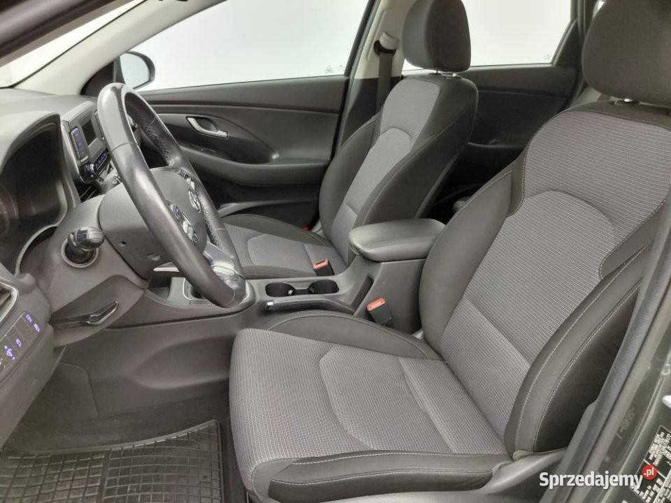 HYUNDAI i30 2021r Salon nieuszkodzony Warszawa