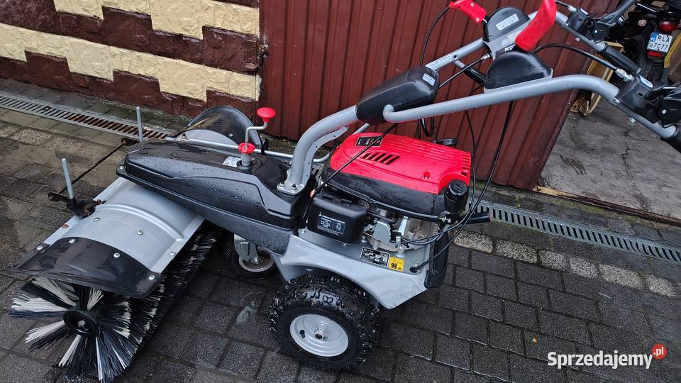 Zamiatarka spalinowa Rzędowice