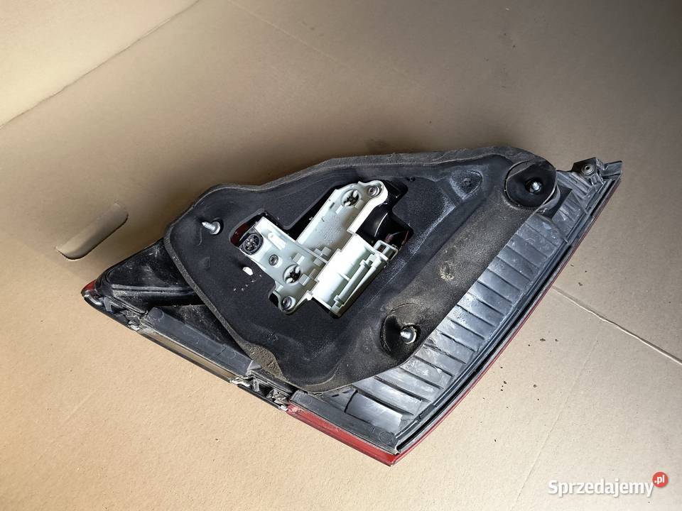 Mercedes Sklasa W221 0509 Lampa tył tylna prawa Domasław