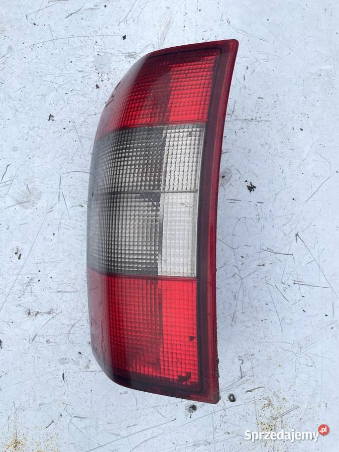 lampa tył lewa opel omega B kombi Ostrów Wielkopolski sprzedam