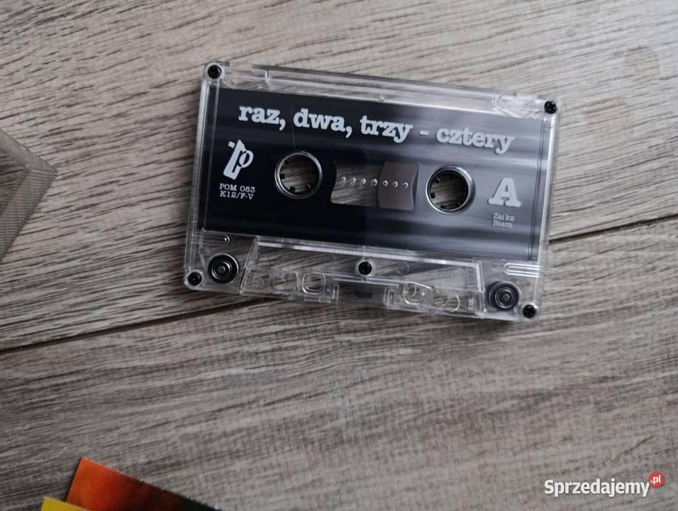 kaseta magnetofonowa Razdwatrzy cztery z 1994 kaseta wielkopolskie Poznań