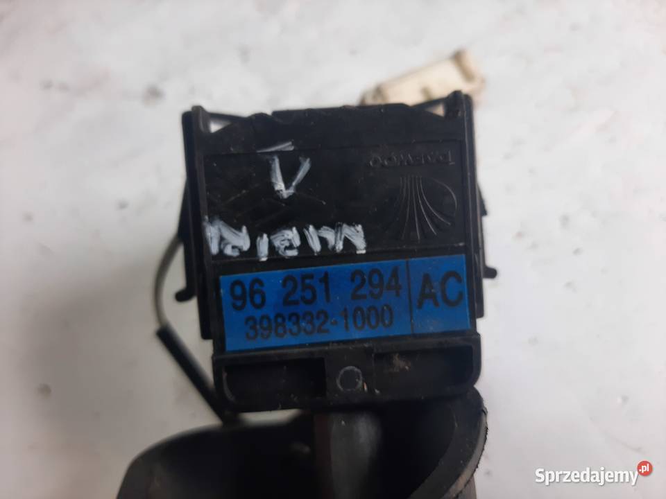 Daewoo Nubira przełącznik wycieraczek 96251294AC osobowe Ksawerów sprzedam
