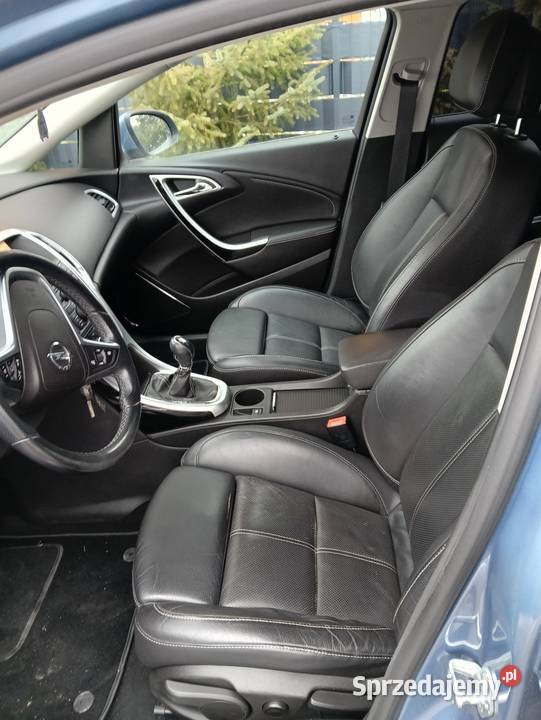 Opel Astra 14Turbo140 koni BixenonNawigacja relingi dachowe Gniezno