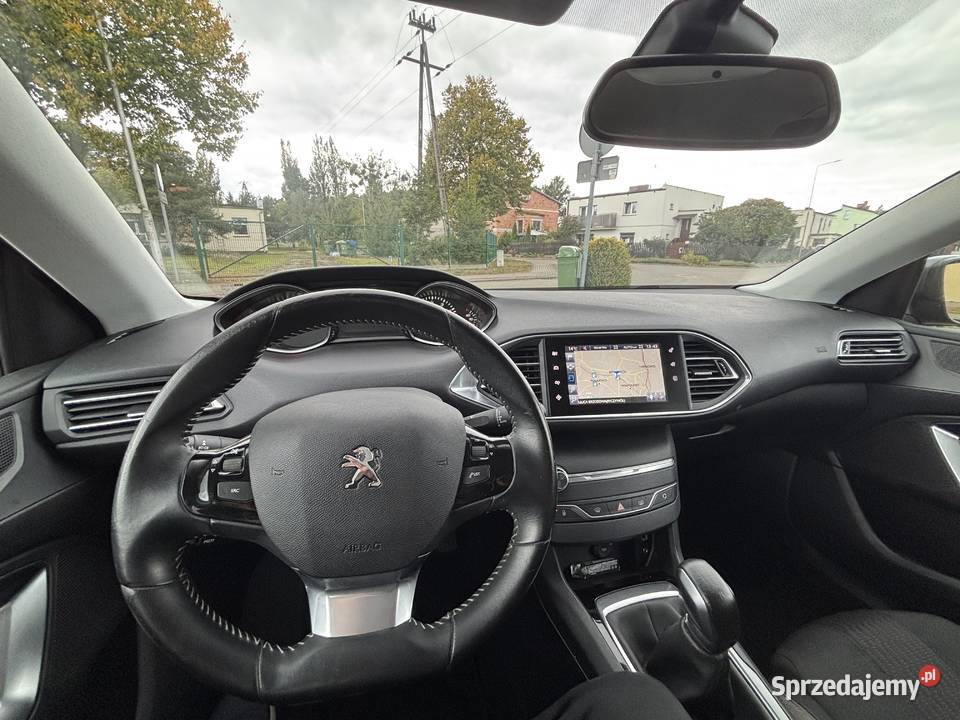 Peugeot 308 12 turbo pierwszy właść Navi Alu Rok produkcji 2016 Ryczywół