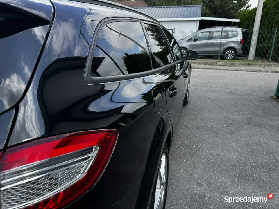 Ford Mondeo RatyZamiana Gwarancja benzyna trend przyciemniane szyby Gdów