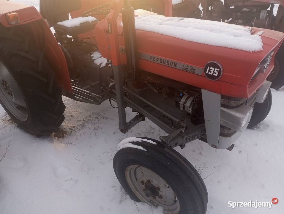 Ciągnik Massey ferguson 135