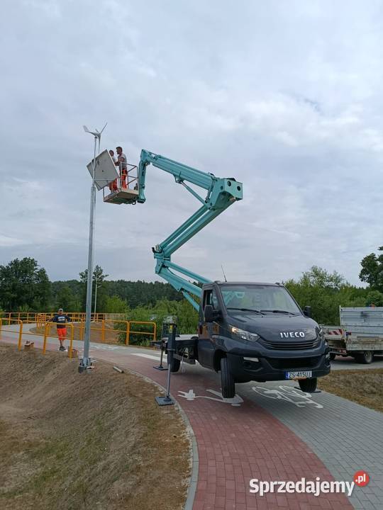 Usługi podnośnikiem koszkowym zwyżką 21m Zwyżka Piotrków Trybunalski