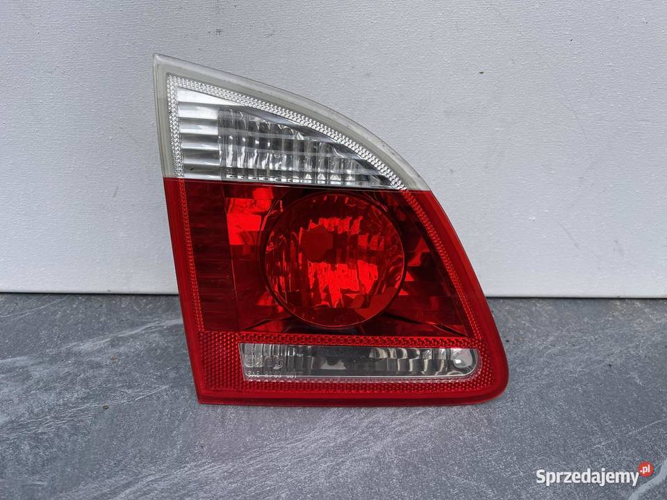 BMW 5 E61 LEWA LAMPA W KLAPĘ KOMBI Ostroróg sprzedam