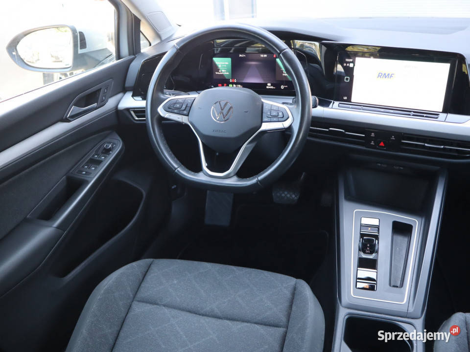 VW Golf 15 eTSI Katowice